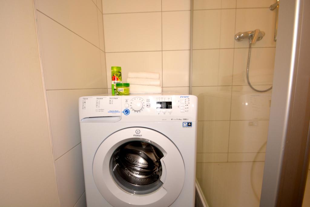 Areit One Family And Friends Apartment Τσελ αμ Ζέε Εξωτερικό φωτογραφία