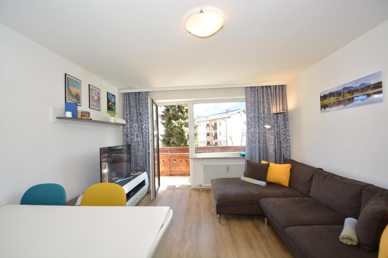 Areit One Family And Friends Apartment Τσελ αμ Ζέε Εξωτερικό φωτογραφία