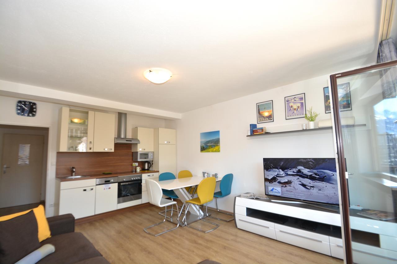 Areit One Family And Friends Apartment Τσελ αμ Ζέε Εξωτερικό φωτογραφία