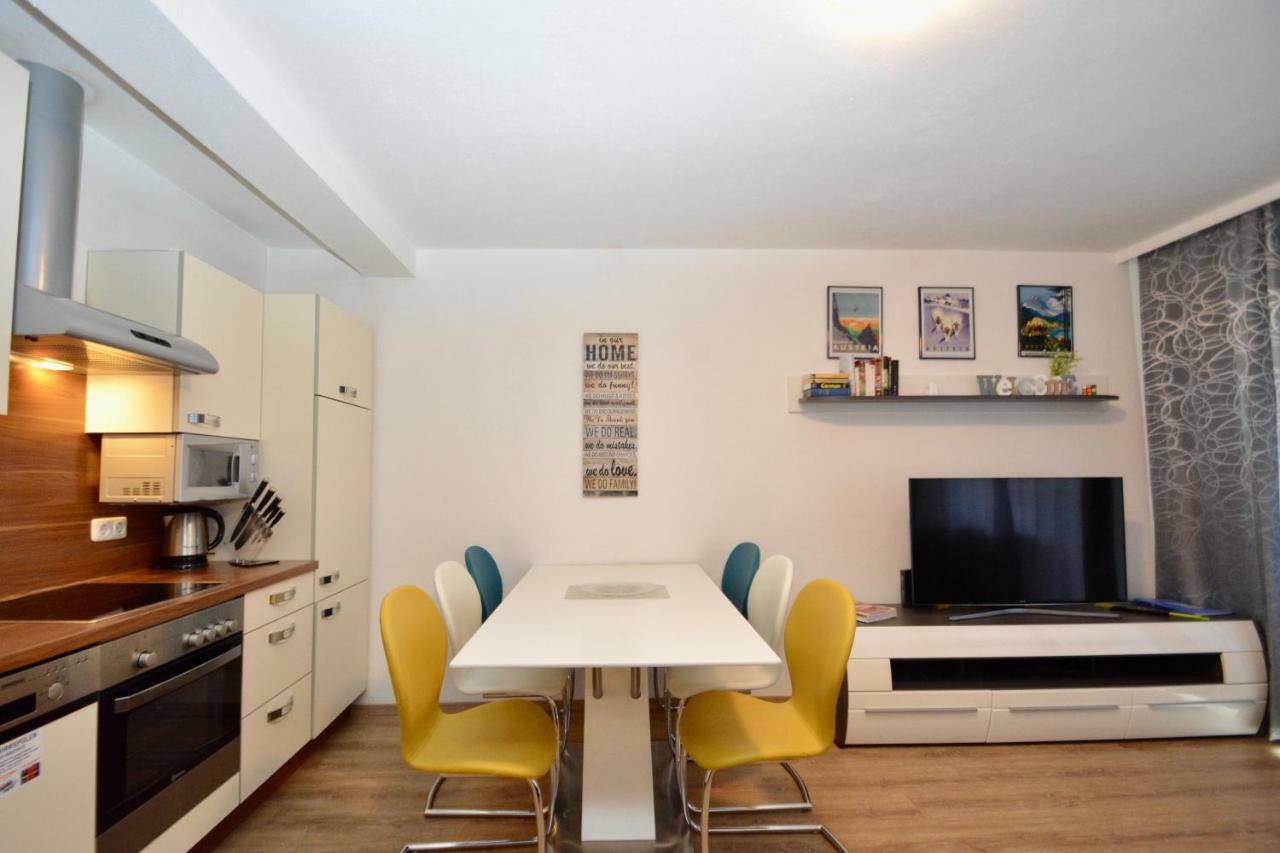 Areit One Family And Friends Apartment Τσελ αμ Ζέε Εξωτερικό φωτογραφία