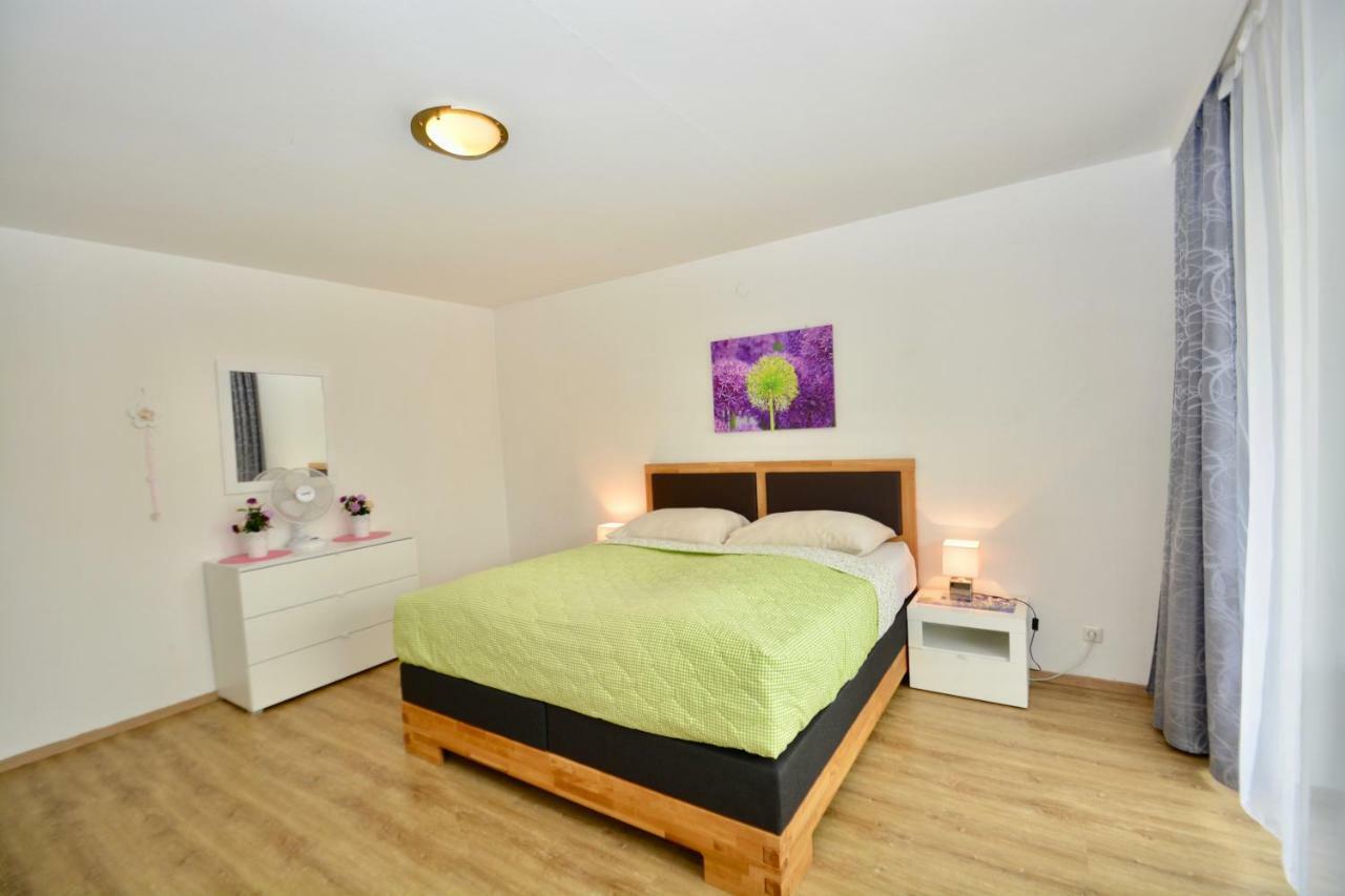 Areit One Family And Friends Apartment Τσελ αμ Ζέε Εξωτερικό φωτογραφία